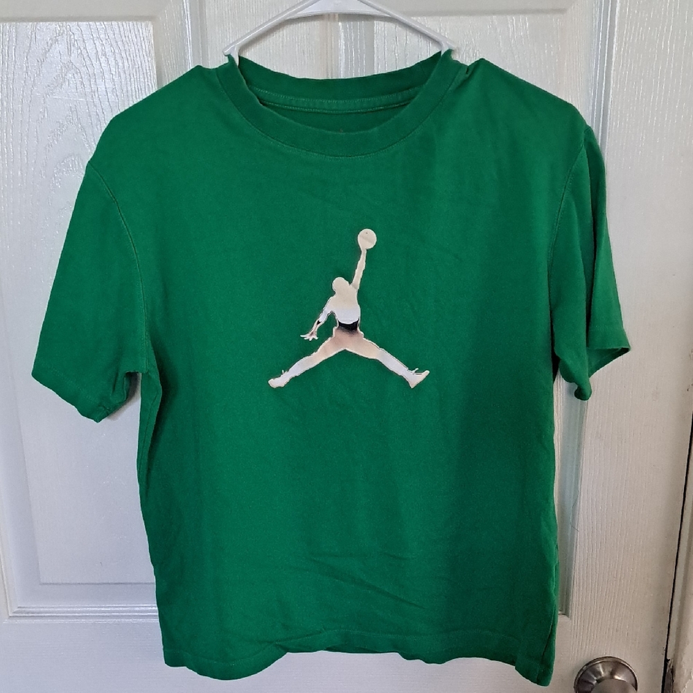 Jordan Boys Green Tee with White Jumpman Logo